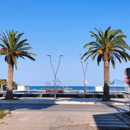 Casa Con Giardino A Due Passi Dal Mare Roseto Degli Abruzzi
